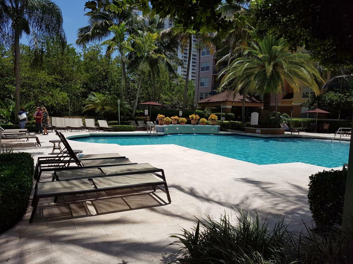 Yacht Club Aventura 2Br + 2Ba Apartment Miami Exterior photo