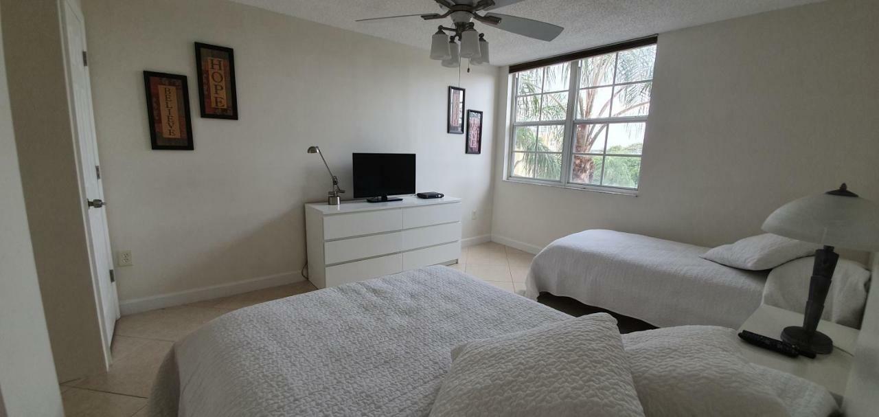 Yacht Club Aventura 2Br + 2Ba Apartment Miami Exterior photo